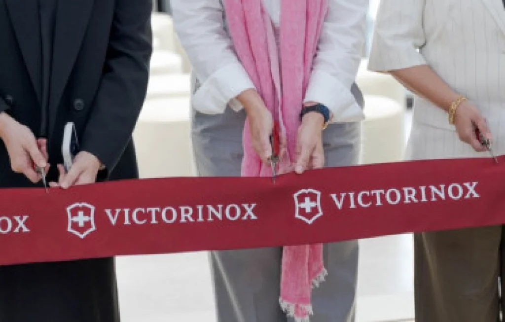 Sejarah Bisnis Victorinox